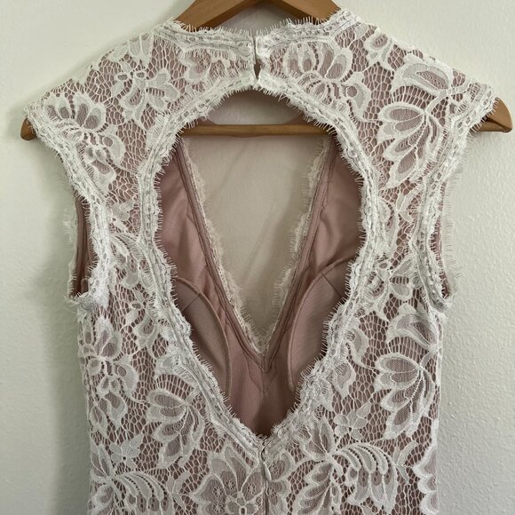 Betsey and Adam Lace Illusion Mermaid Gown NWT - Picture 6 of 9